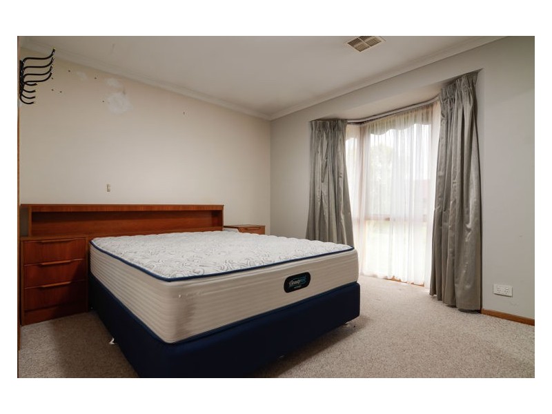 5 Enoch Rise, Hallam VIC 3803