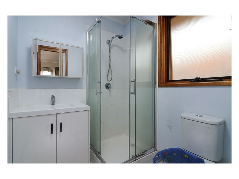 5 Enoch Rise, Hallam VIC 3803