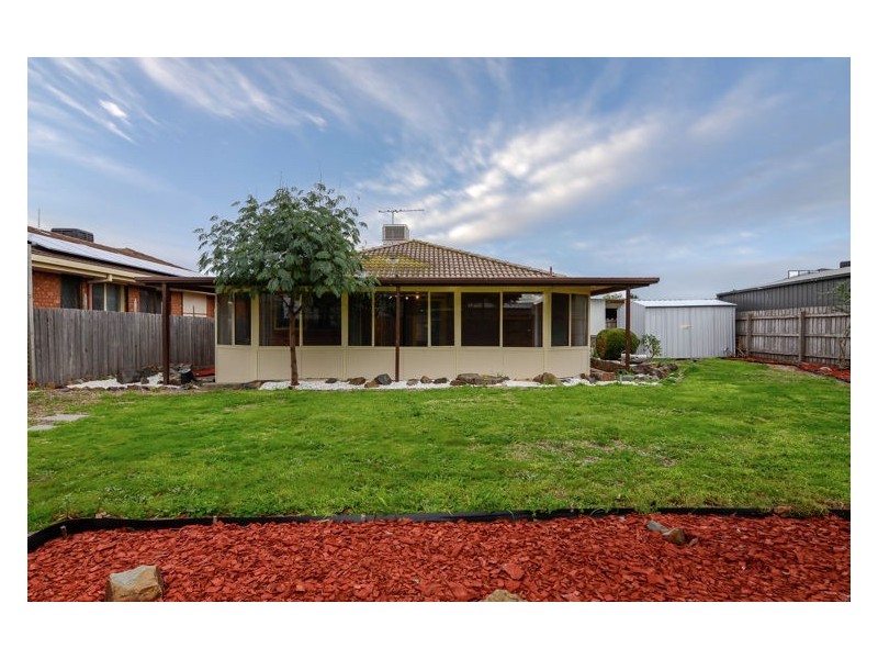 5 Enoch Rise, Hallam VIC 3803