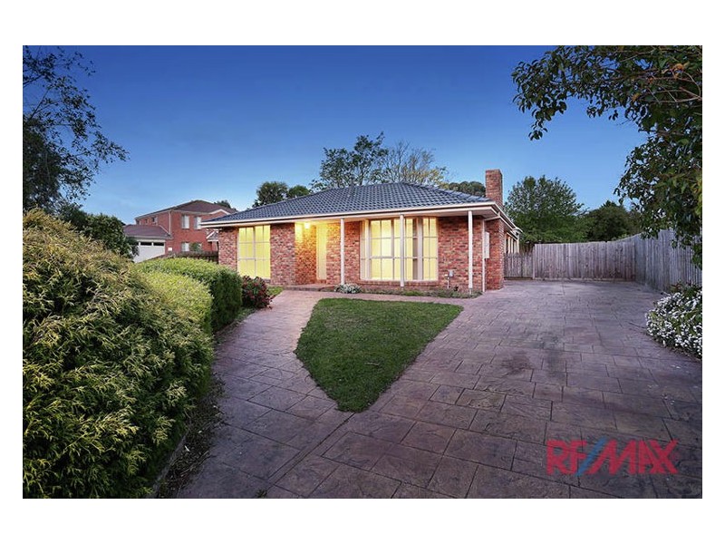 13 Greendale Court, Narre Warren VIC 3805
