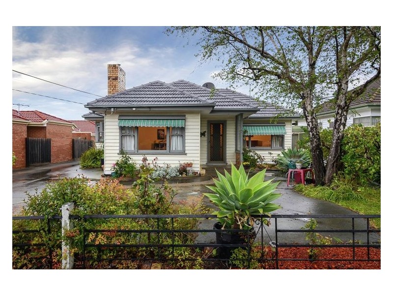 1/24 Wall Street, Noble Park VIC 3174