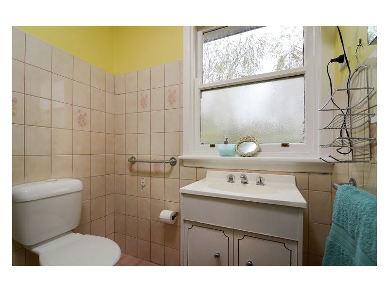 1/24 Wall Street, Noble Park VIC 3174