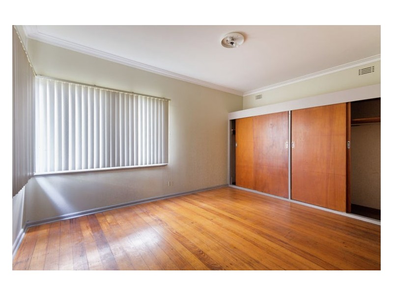 5 Johnston Avenue, Eumemmerring VIC 3177