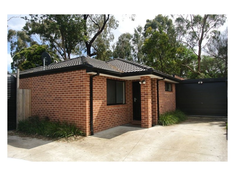 2/17 Upton Crescent, Narre Warren VIC 3805