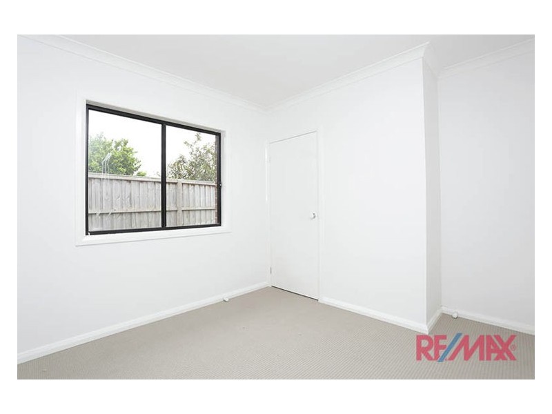 2/15 Rose Drive, Doveton VIC 3177
