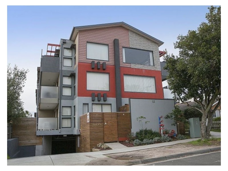 18/23 Edith Street, Dandenong VIC 3175