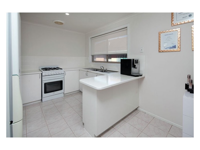 1/16 Temby Close, Endeavour Hills VIC 3802