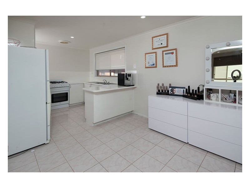 1/16 Temby Close, Endeavour Hills VIC 3802