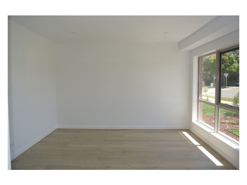 4 Alia Lane, Hallam VIC 3803