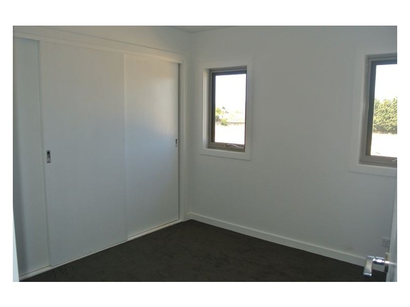 4 Alia Lane, Hallam VIC 3803