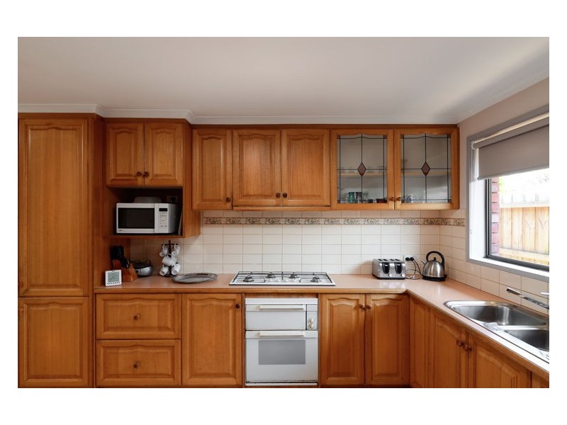 34 Jarvis Crescent, Dandenong North VIC 3175