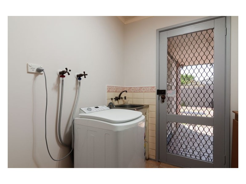 34 Jarvis Crescent, Dandenong North VIC 3175