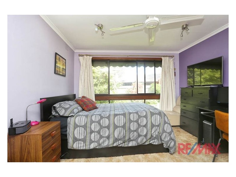 1 Gina Court, Hallam VIC 3803