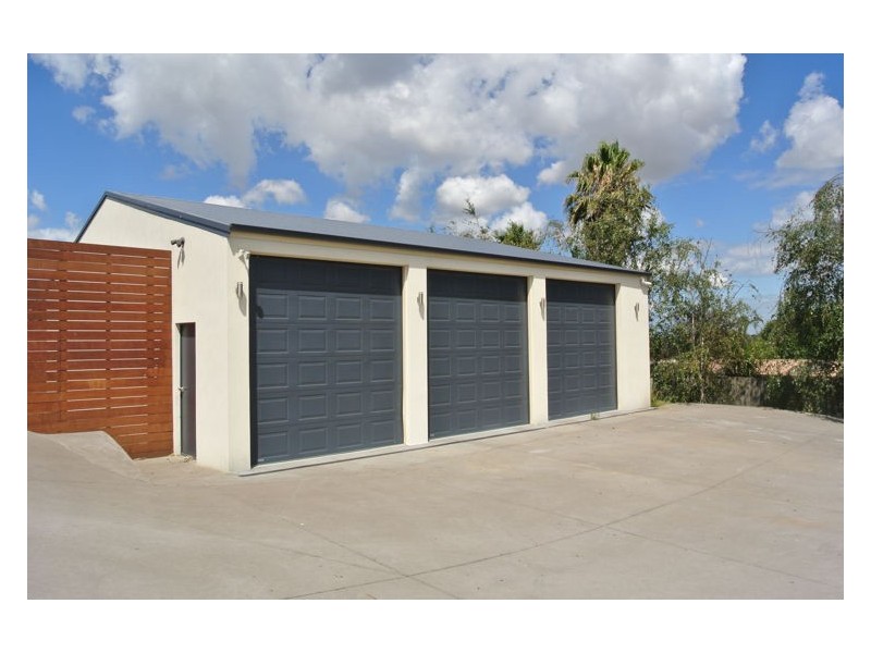 20-21 Harries Court, Narre Warren North VIC 3804