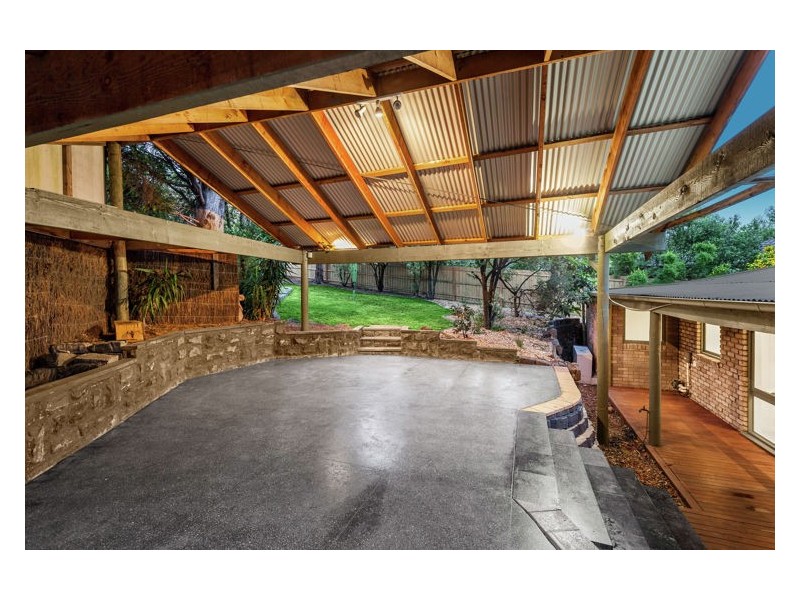 8 Alvanley Court, Mulgrave VIC 3170