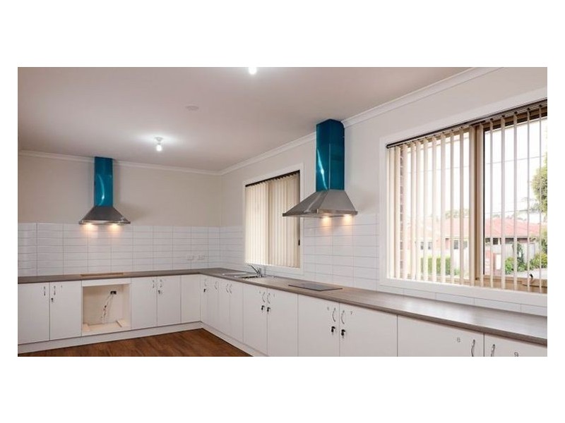 3/9 Fox Street, Dandenong VIC 3175