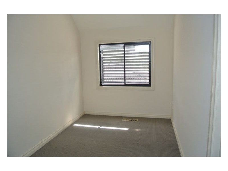 4/69-71 Potter Street, Dandenong VIC 3175