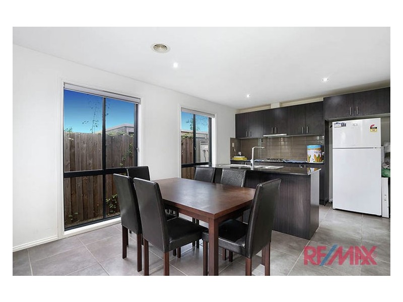 2/36 Curtin Crescent, Dandenong North VIC 3175
