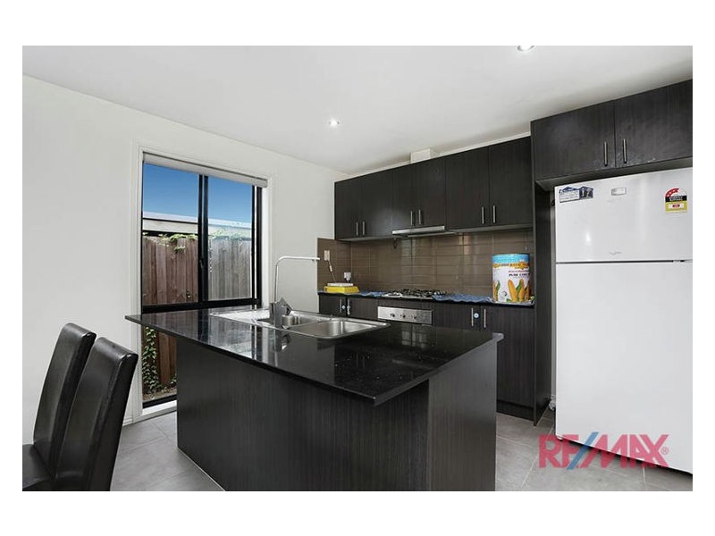 2/36 Curtin Crescent, Dandenong North VIC 3175