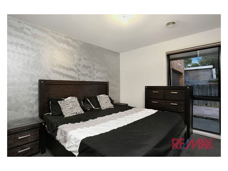 2/36 Curtin Crescent, Dandenong North VIC 3175