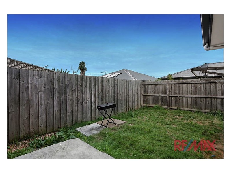 2/36 Curtin Crescent, Dandenong North VIC 3175