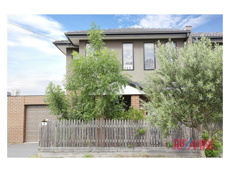 2 Carroll Avenue, Dandenong VIC 3175