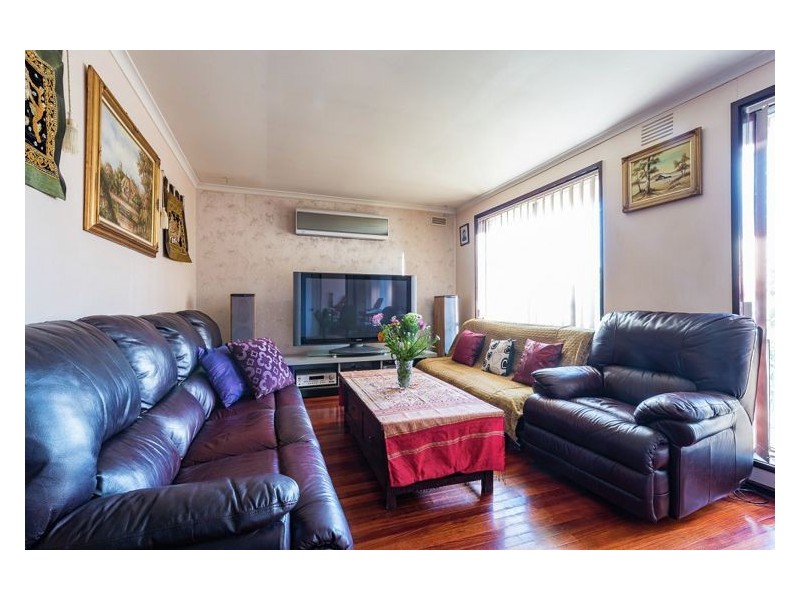 24 Floriana Avenue, Doveton VIC 3177