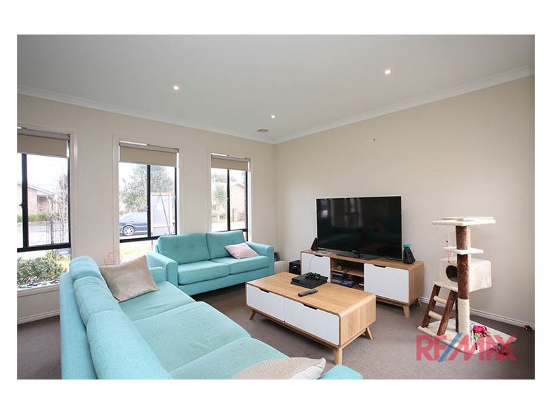 6 Virgilia Street, Doveton VIC 3177