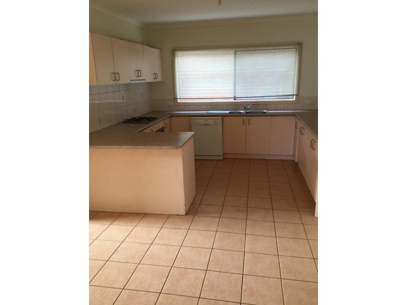 1/4 Prospect Street, Mount Waverley VIC 3149