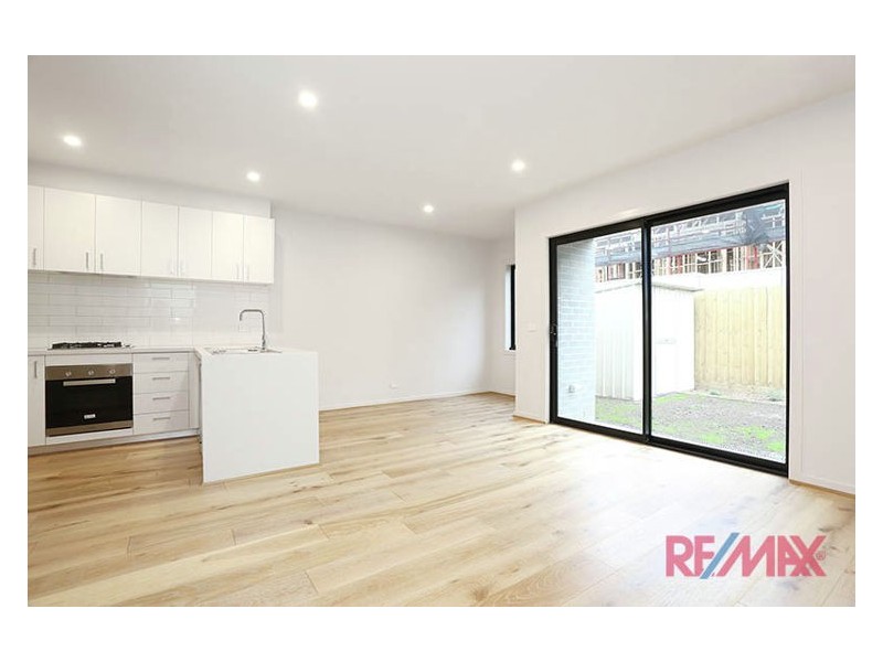 4/1 Cnr King George Parade & Queen Street, Dandenong VIC 3175