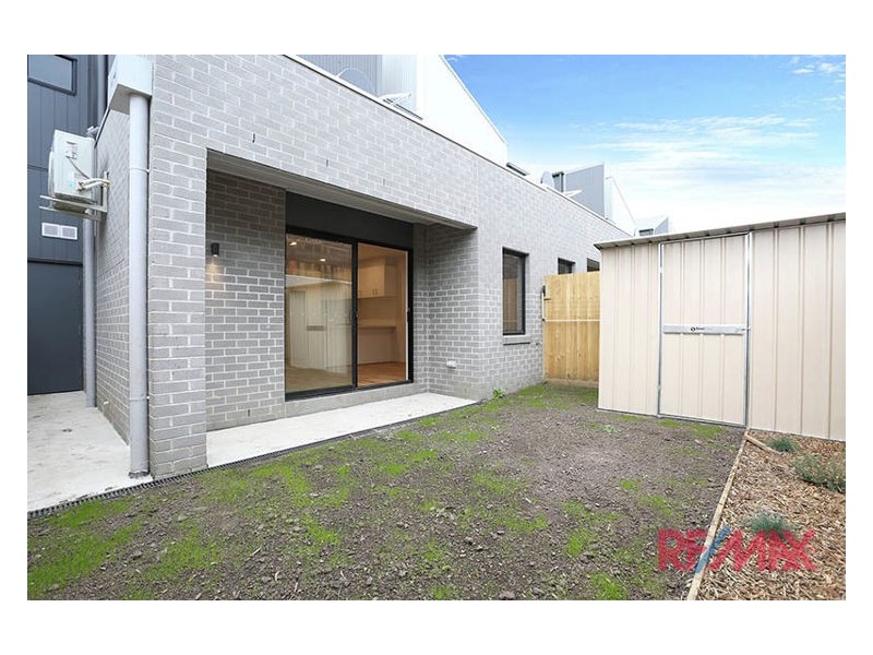 4/1 Cnr King George Parade & Queen Street, Dandenong VIC 3175