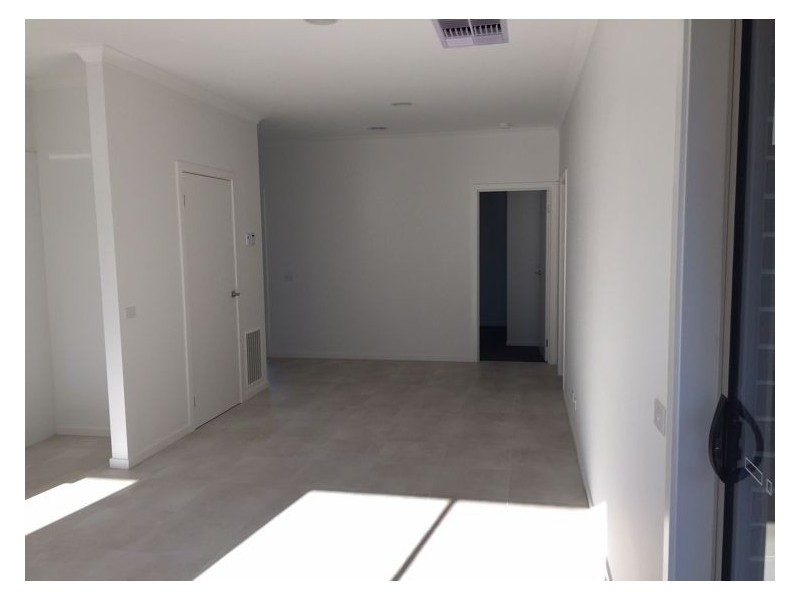 18A Laurel Avenue, Doveton VIC 3177