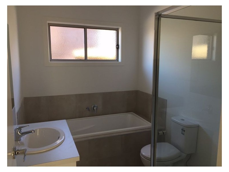 18A Laurel Avenue, Doveton VIC 3177