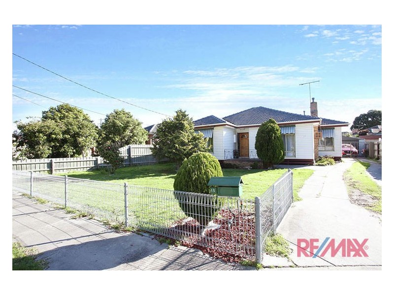 13 Bess Court, Dandenong VIC 3175