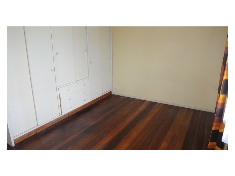 19 Koonalda Grove, Dandenong North VIC 3175