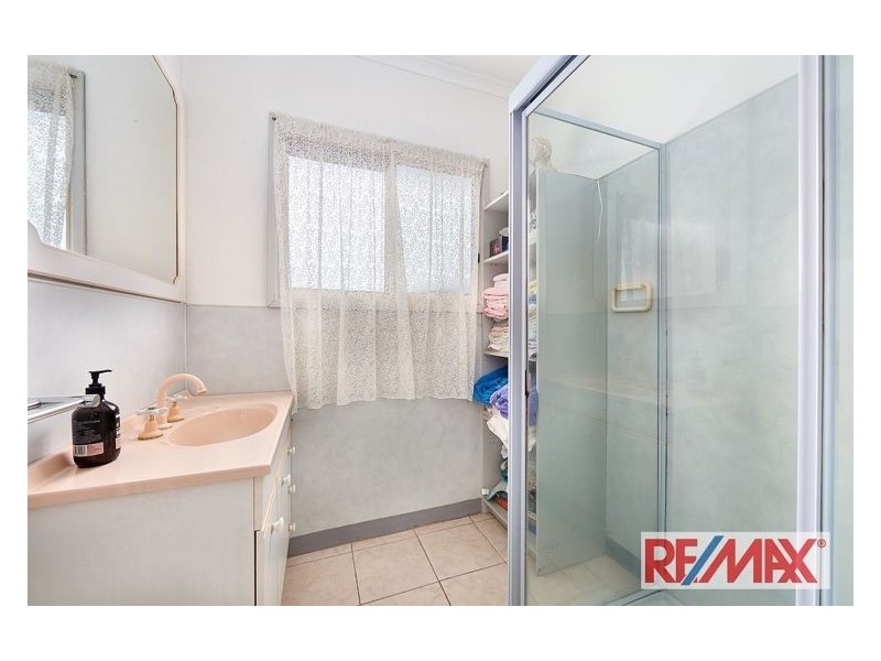 33 Paperbark Street, Doveton VIC 3177