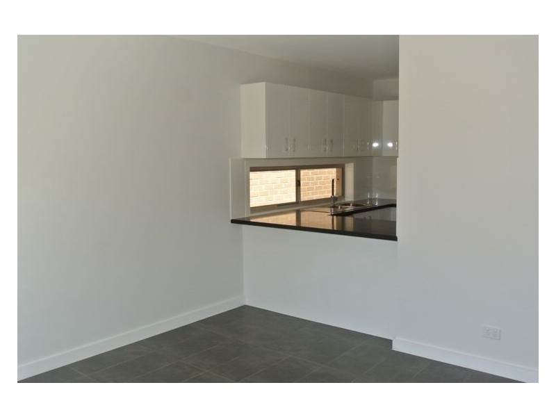 8 Alia Lane, Hallam VIC 3803