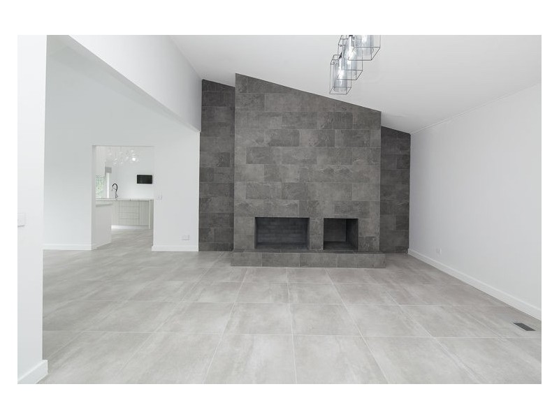 19-21 Ebeli Close, Narre Warren North VIC 3804