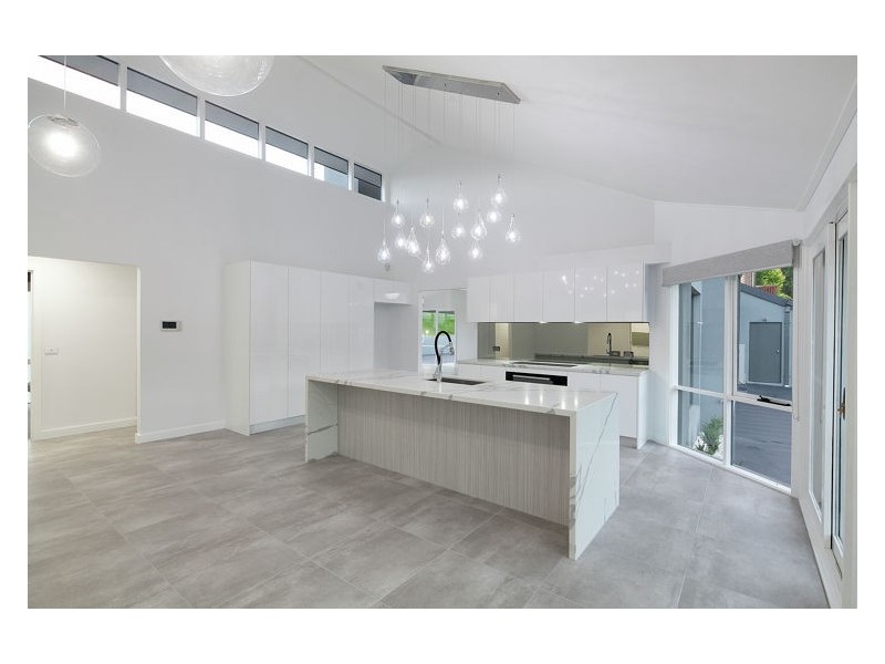 19-21 Ebeli Close, Narre Warren North VIC 3804