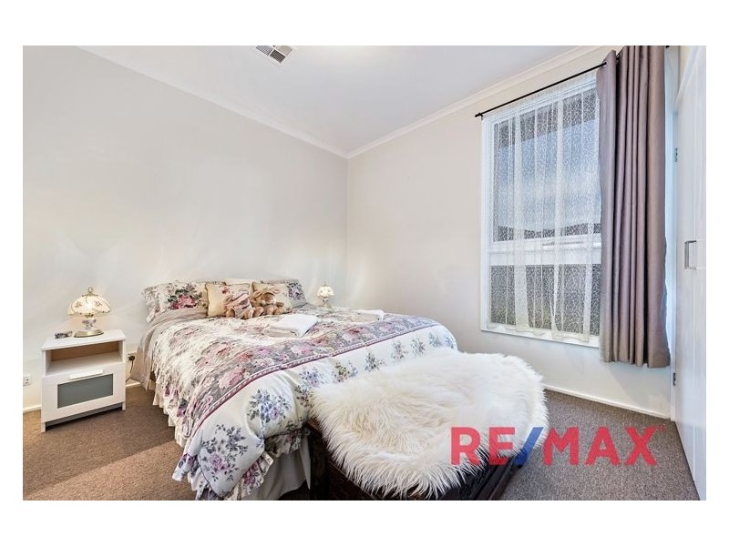 6 Dotterel Close, Doveton VIC 3177