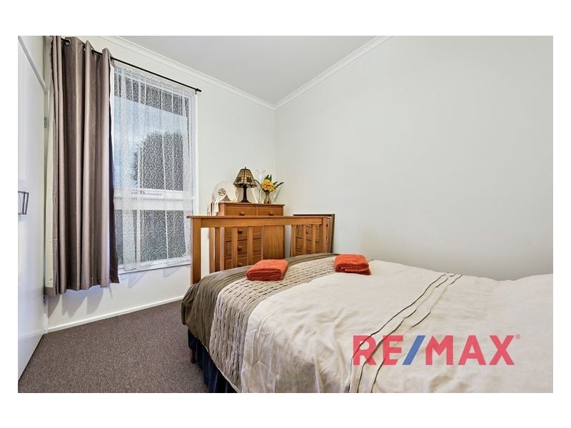 6 Dotterel Close, Doveton VIC 3177