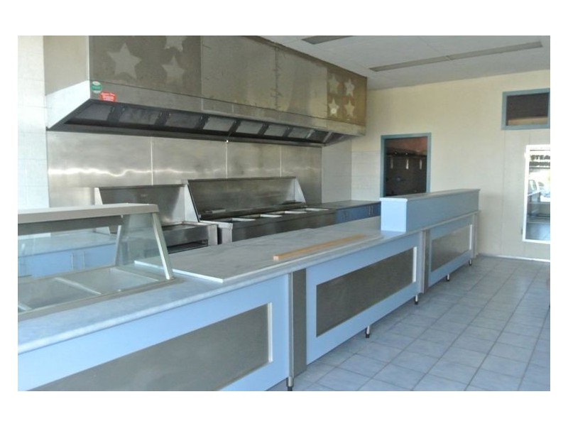 2/44 Box Street, Doveton VIC 3177