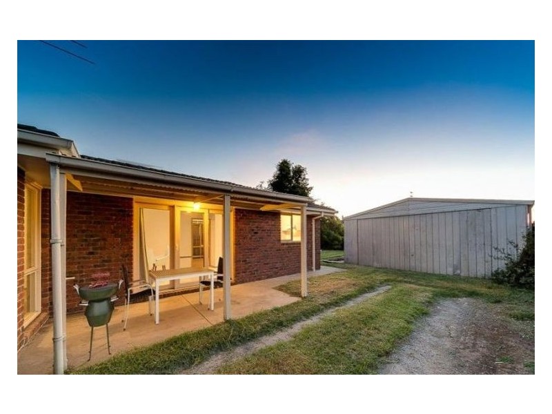 129 Monahans Road, Cranbourne West VIC 3977