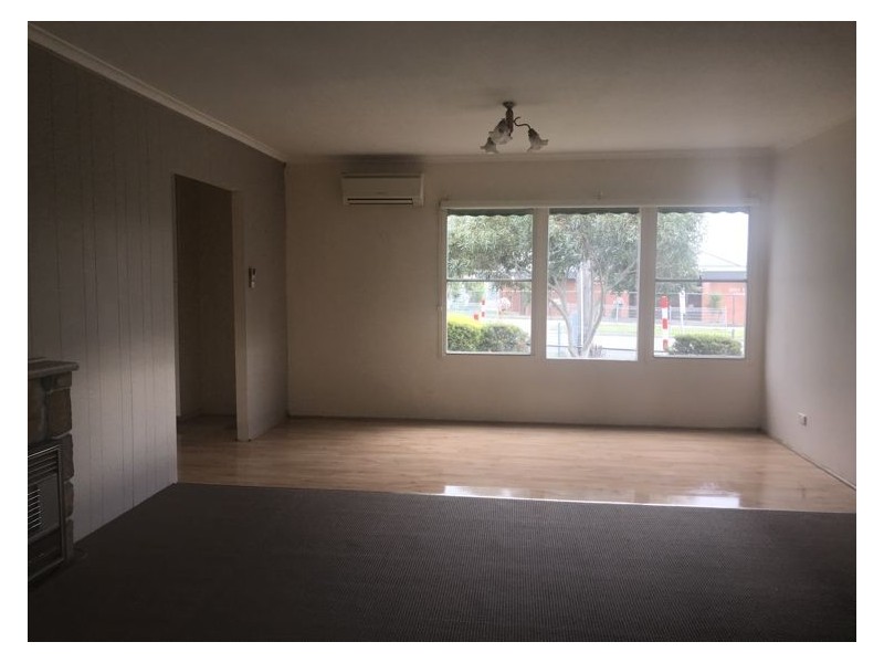 1 Pittosporum Grove, Doveton VIC 3177