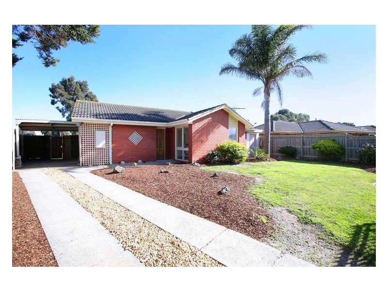 50 Millswyn Avenue, Hampton Park VIC 3976