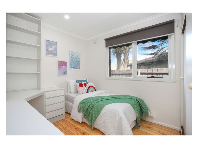 27 Regal Avenue, Hallam VIC 3803