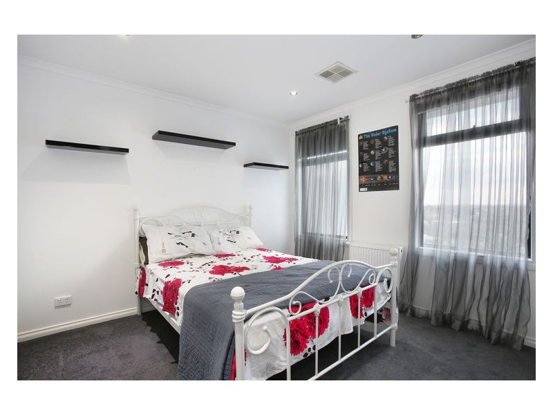 6 Morey Rise, Endeavour Hills VIC 3802