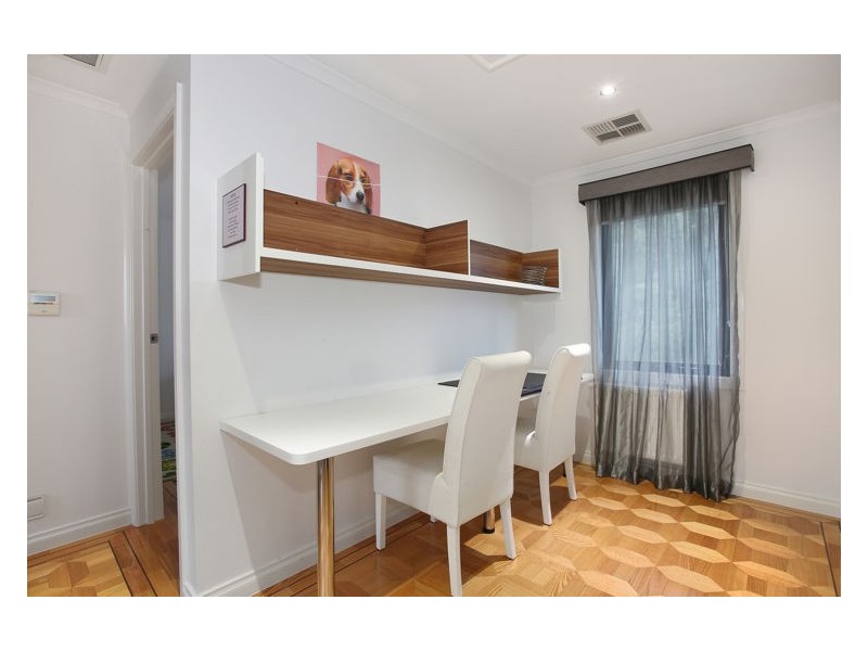 6 Morey Rise, Endeavour Hills VIC 3802