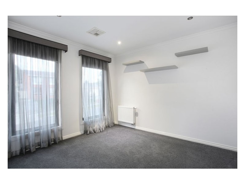 6 Morey Rise, Endeavour Hills VIC 3802