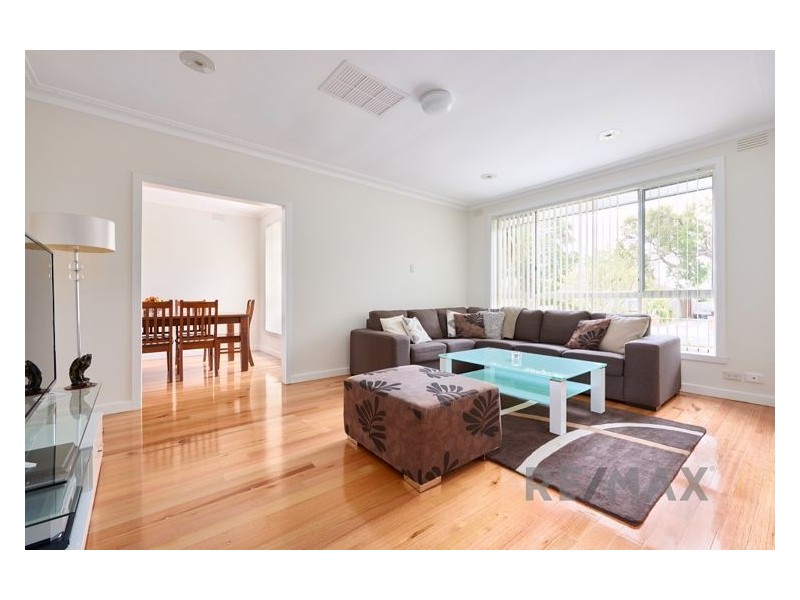 27 Edinborough Street, Hallam VIC 3803